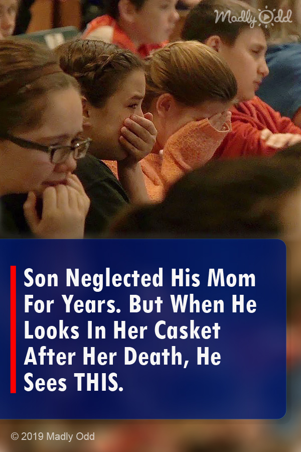 Son Neglected His Mom For Years. But When He Looks In Her Casket After Her Death, He Sees THIS.