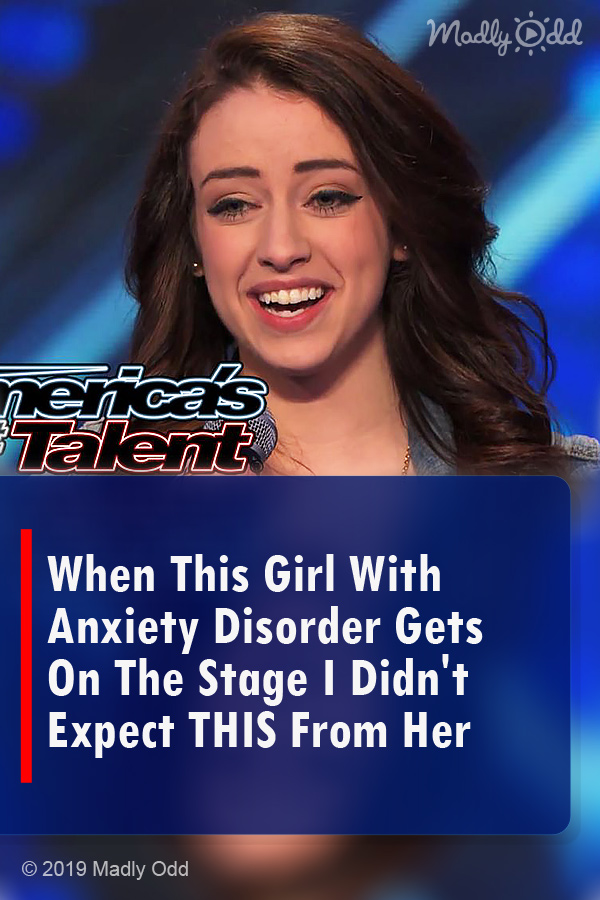 When This Girl With Anxiety Disorder Gets On The Stage I Didn\'t Expect THIS From Her