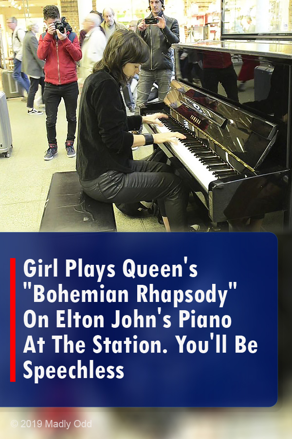 Girl Plays Queen\'s \