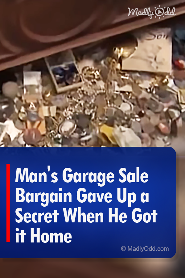 Man\'s Garage Sale Bargain Gave Up a Secret When He Got it Home