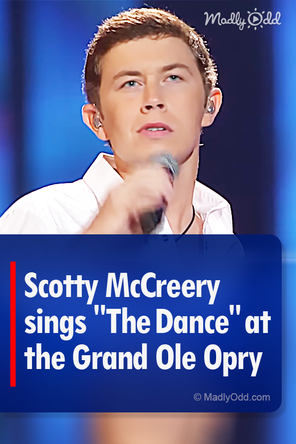 Scotty McCreery sings \