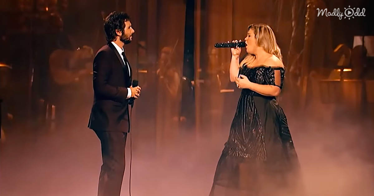 'All I Ask Of You' By Kelly Clarkson & Josh Groban