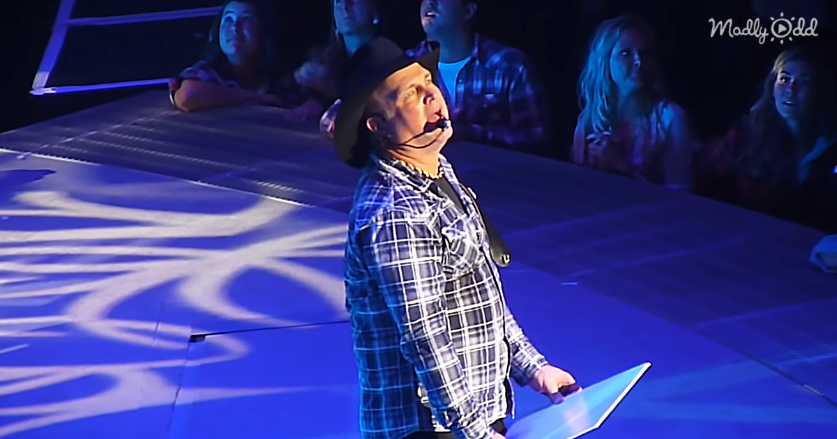 Garth Brooks Gives Away Guitar To Cancer Victim