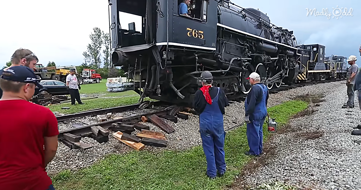 Rerailing A 200 Ton Steam Locomotive