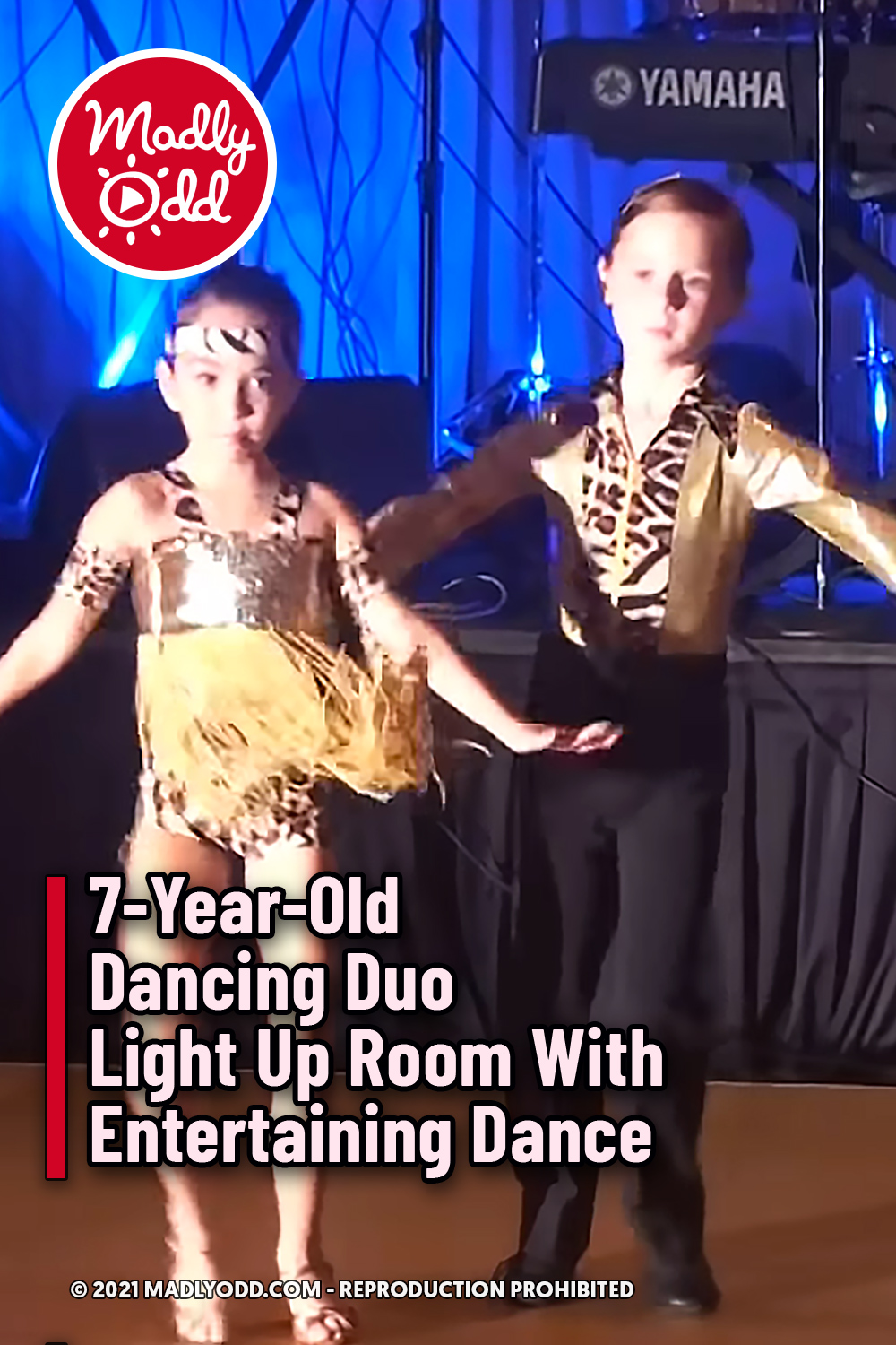 7-Year-Old Dancing Duo Light Up Room With Entertaining Dance