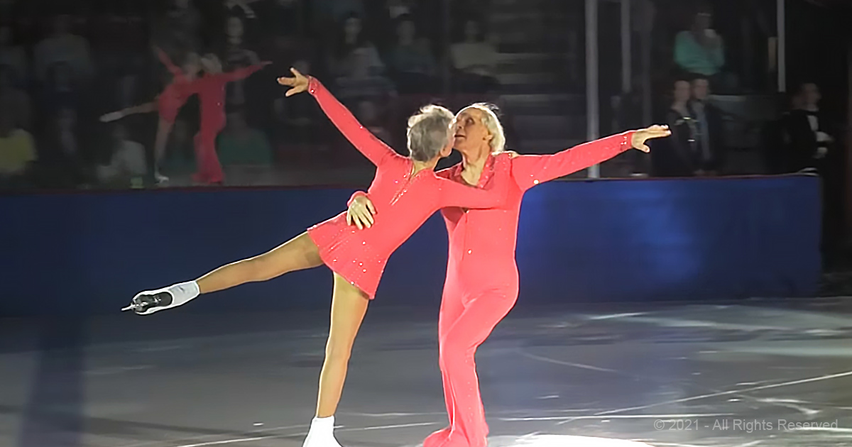 Fans go crazy for 80-year-old couple's 'Liberace' ice dance – Madly Odd!