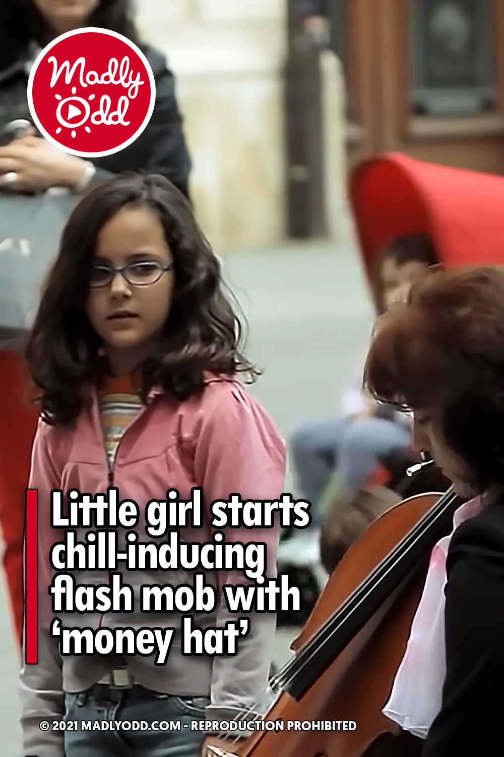 Little girl starts chill-inducing flash mob with ‘money hat’