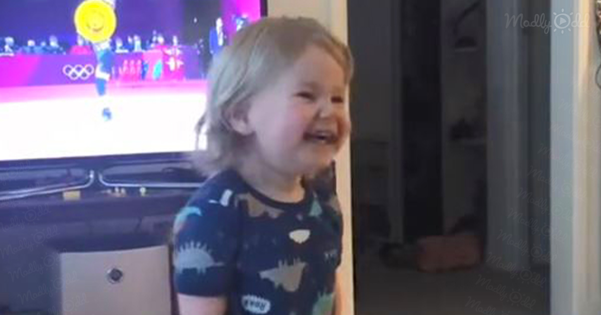 Tiny toddler's reaction to the Olympics