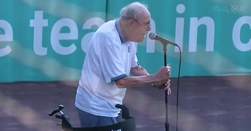 96-year-old WWII vet sings National Anthem