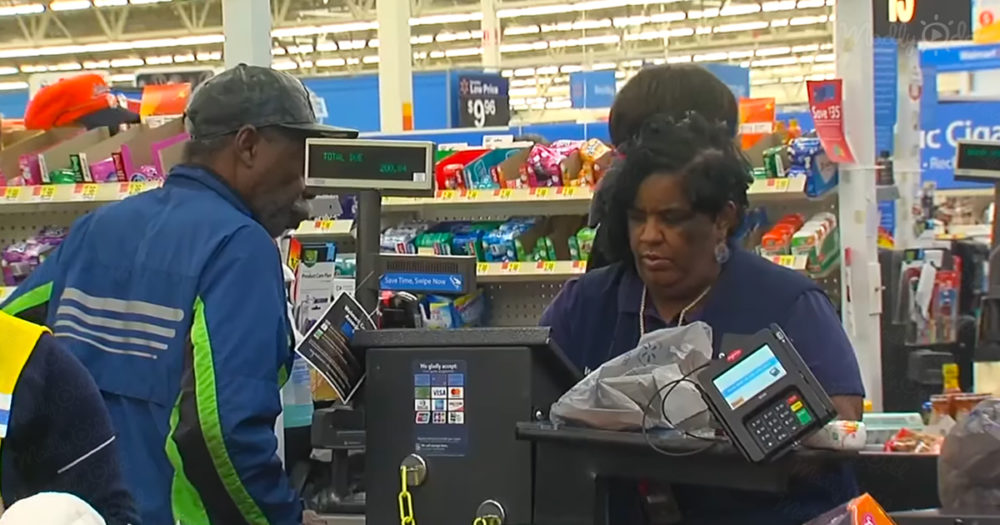Cashier saves grandpa from scam