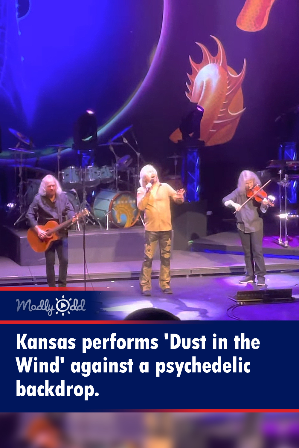 Kansas performs \'Dust in the Wind\' against a psychedelic backdrop