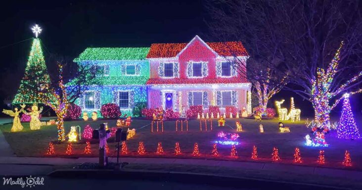 “Christmas Eve” tune synced with 70,000 lights brightens home – Madly Odd!
