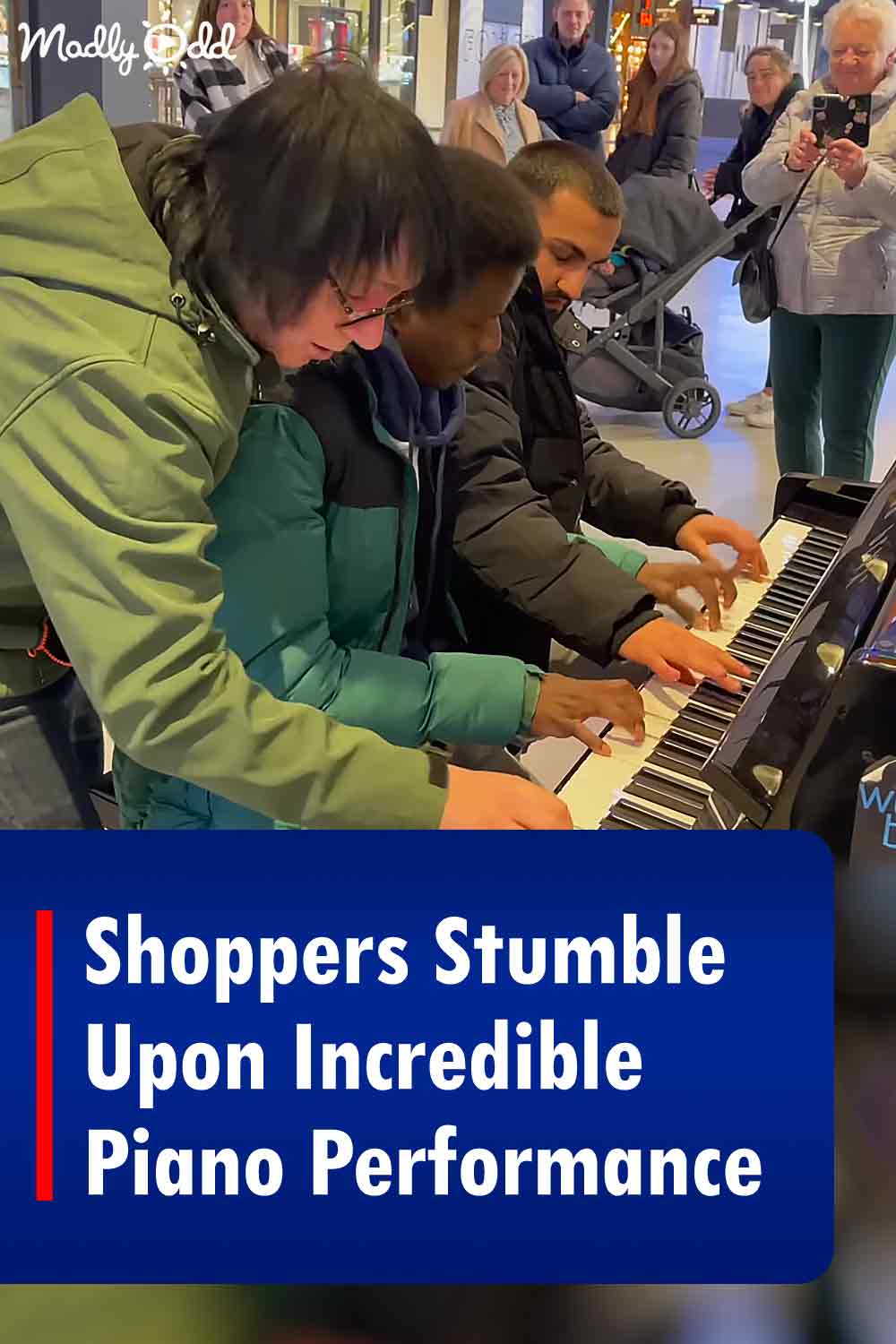 Shoppers Stumble Upon Incredible Piano Performance