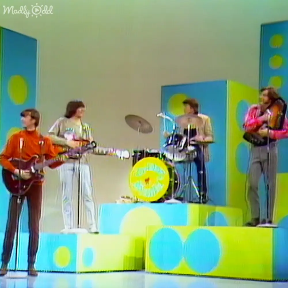 The Lovin' Spoonful “Do You Believe In Magic” capturing the spirit of 1967  – Madly Odd!