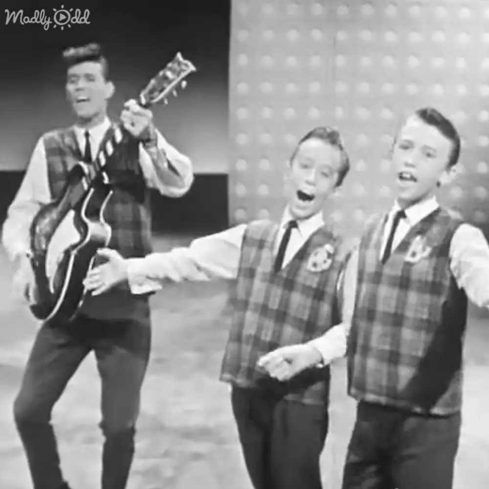 Bee Gees performance 1960s hits